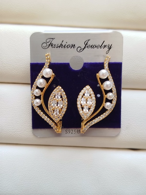 گوشواره تمام نگین طرح برگ کد 40