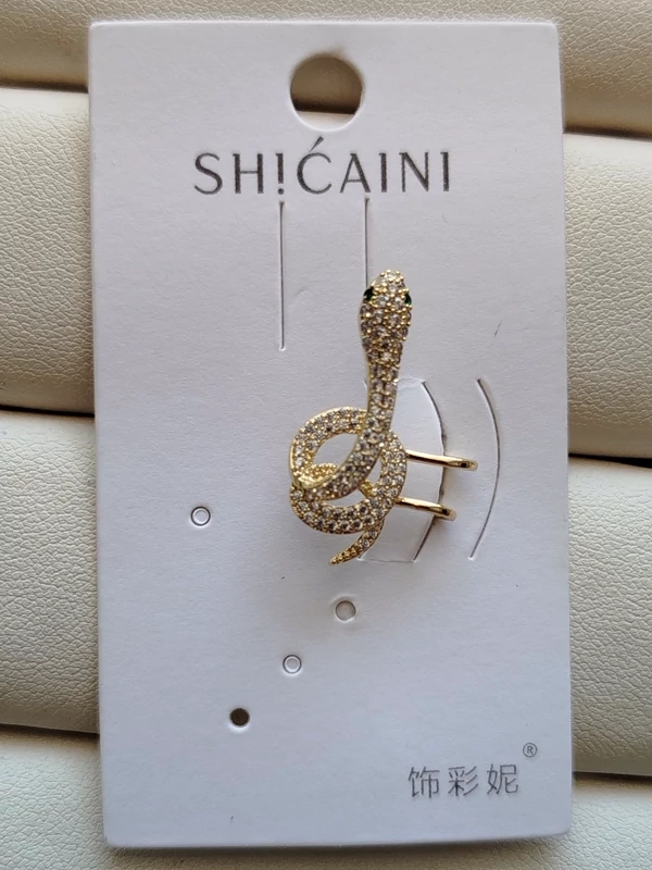 گوشواره پیرسینگی مدل ماری کد 60
