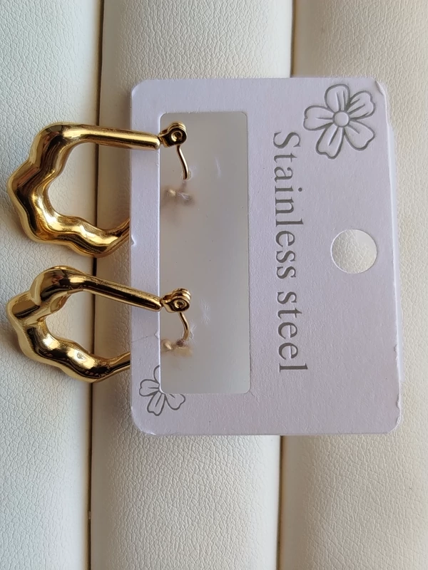 گوشواره  چفتی طرح طلا کد 79