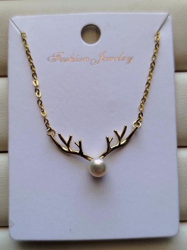 گردنبند  طرح شاخ گوزن مرواریدی رنگ ثابت  کد 40