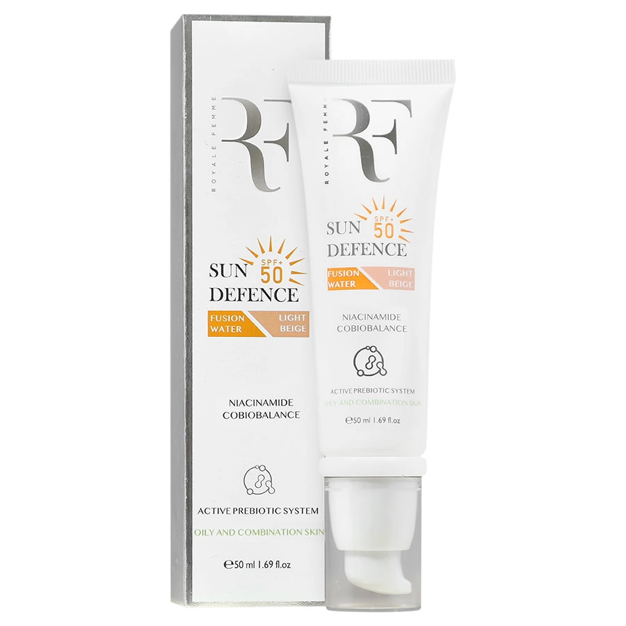 کرم ضد آفتاب فیوژن واتر پوست چرب SPF50 (بژ روشن) آر اف
